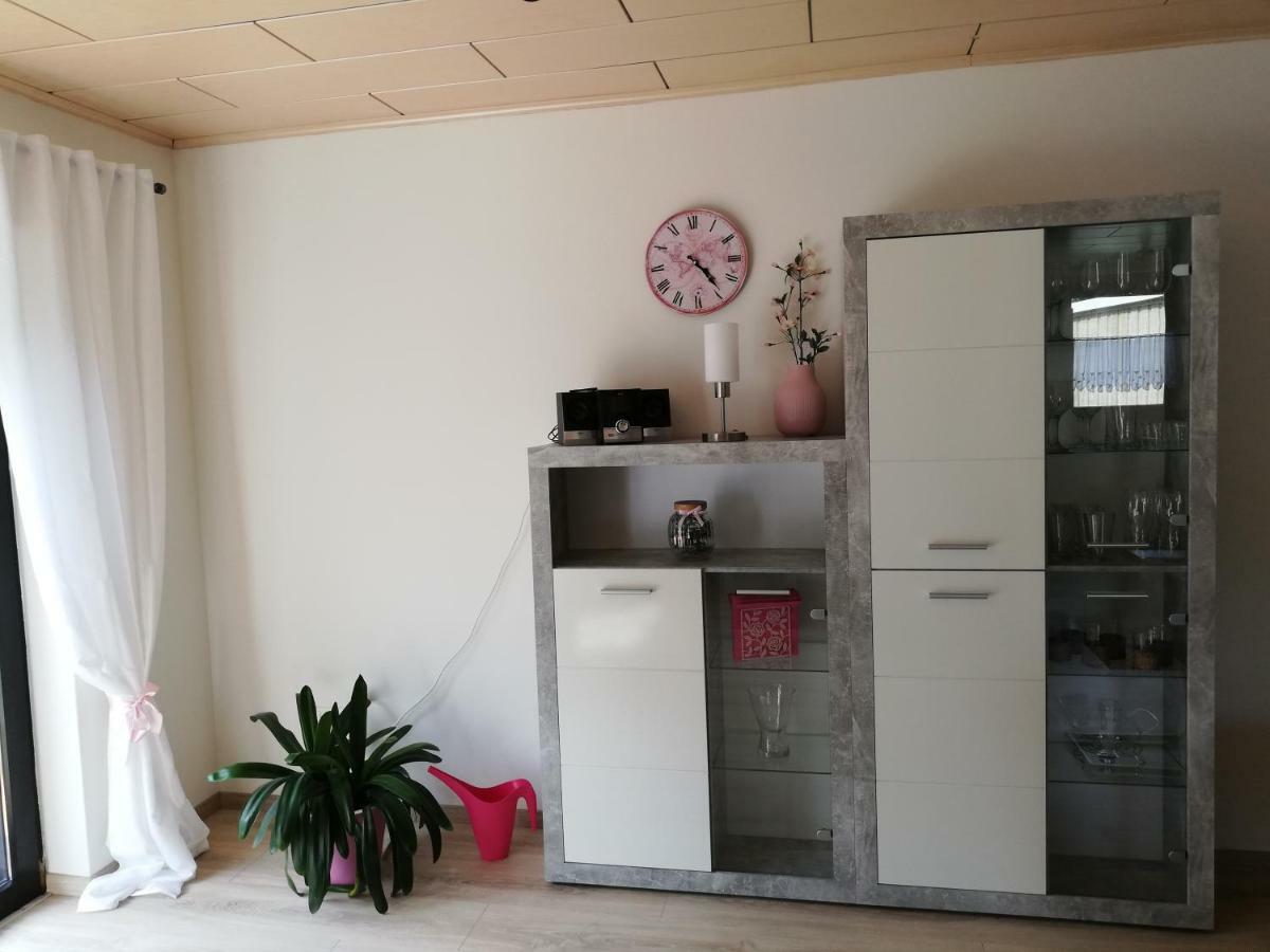Ferienwohnung An Der Lay Wohnung 2 Bach  Eksteriør bilde